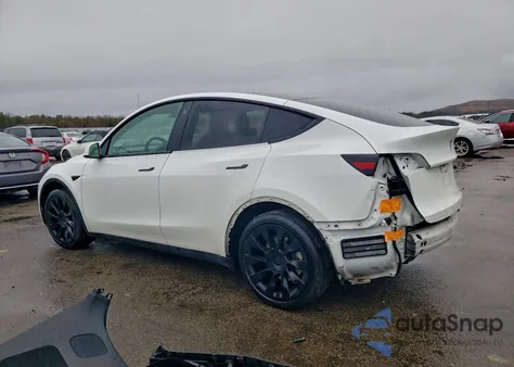 2022 Tesla Model Y from USA, damaged, VIN 7SAYGDEE7NF338758